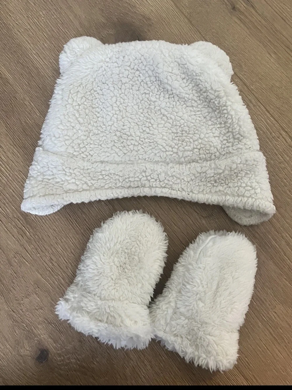 Carter's Plush Bear Hat and Mittens Set - Cream